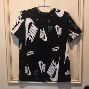 Boys Nike Tee